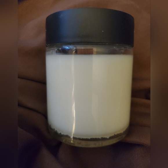 Hand Poured Jar Candle - Picture 3 of 5